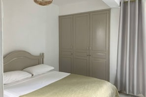 Apartment, 2 Bedrooms, Balcony, City View | 2 bedrooms - La Péninsule - Town Apartment in Curepipe (Curepipe)