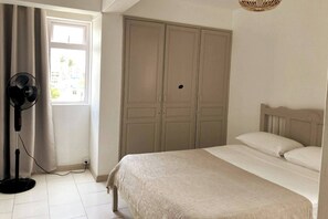Apartment, 2 Bedrooms, Balcony, City View