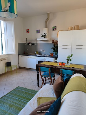 Apartment, 2 Schlafzimmer, Balkon, Stadtblick | Innenbereich