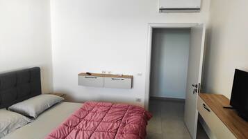 Apartment, 1 Bedroom, Smoking, Balcony | 1 bedroom