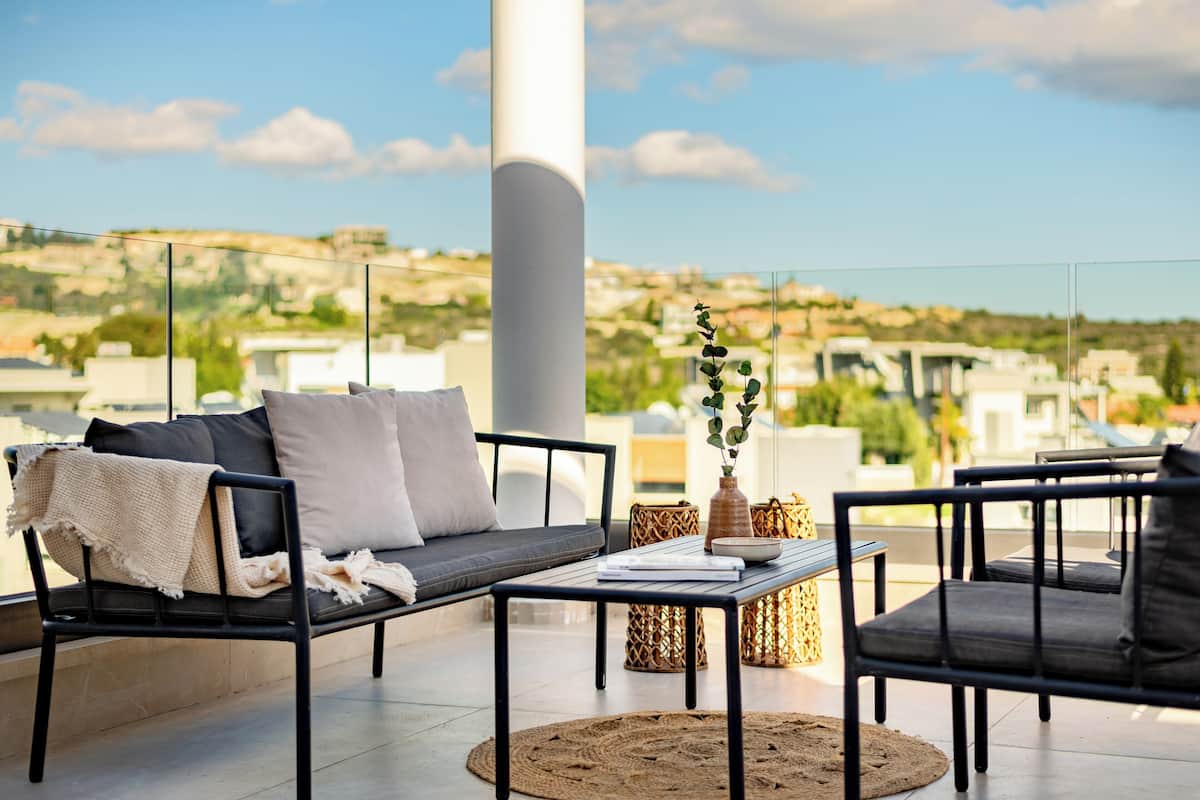 Apartment, 3 Bedrooms, Balcony, Pool View | Exterior