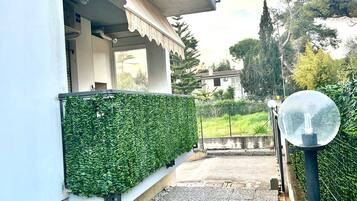 Apartemen, 1 kamar tidur, balkon, pemandangan kota | Halaman properti