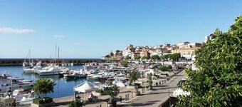 Pretty Holiday Apartment in a Residence Just 900m From the Sandy Beach