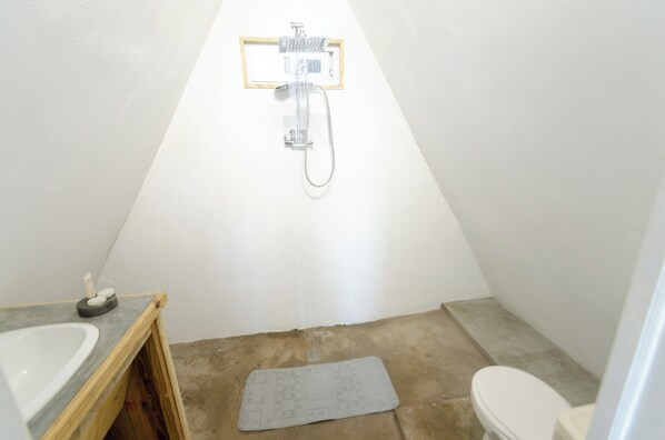 Villa - 1 soveværelse - ryger - privat pool | Bruser på badeværelset