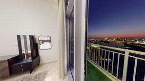 House, 4 Bedrooms, Accessible, Balcony | View from property - 4 Maid Penthouse Panoramic Views in Dubai Creek Harbour (Dubai)