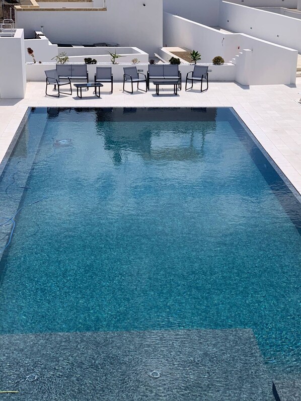 Appartement, 1 chambre, fumeur, balcon | Piscine | Piscine extérieure