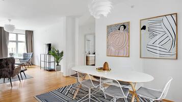 Appartamento, 2 camere da letto, balcone | Soggiorno