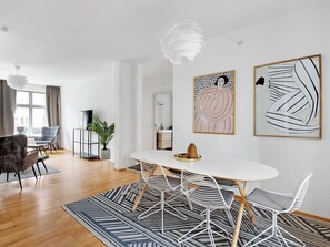 Apartment, 2 Bedrooms, Balcony | Living room