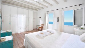 Villa, 5 Bedrooms, Balcony
