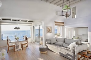 Living area - Amazing Sea View Villa Nymph By Calypso Sunset (Mykonos)