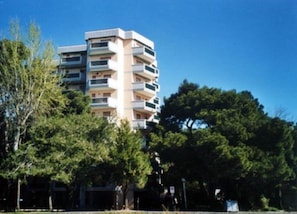 Appartement, 1 chambre, balcon, vue sur le jardin | Extérieur