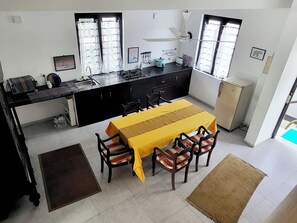 Villa, 3 chambres, piscine privée, vue sur le jardin | Restauration