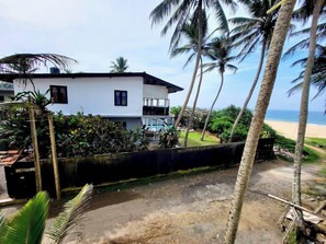 Exterior - Beach Villa Yang Near Hikkaduwa, With Pool and Cook - Semi-detached House (Hikkaduwa)