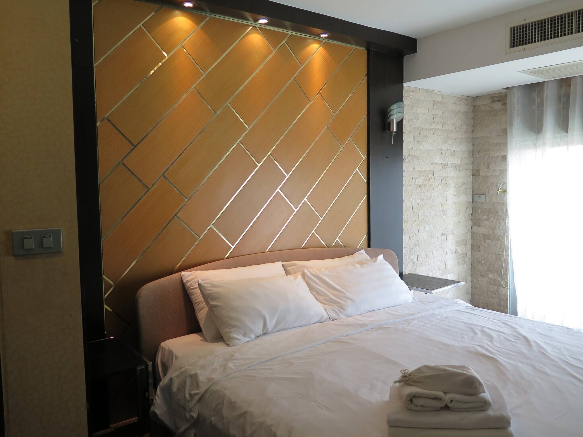 Apartment, 2 Bedrooms, Accessible, Balcony | 2 bedrooms