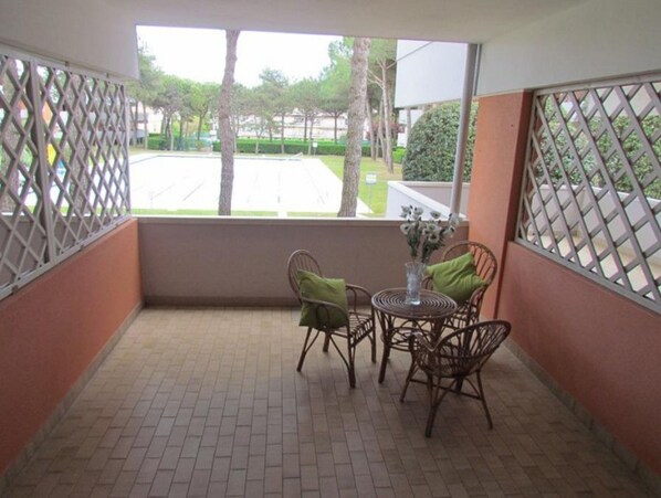 Studio, 1 Schlafzimmer, Balkon, Gartenblick | Terrasse/Patio