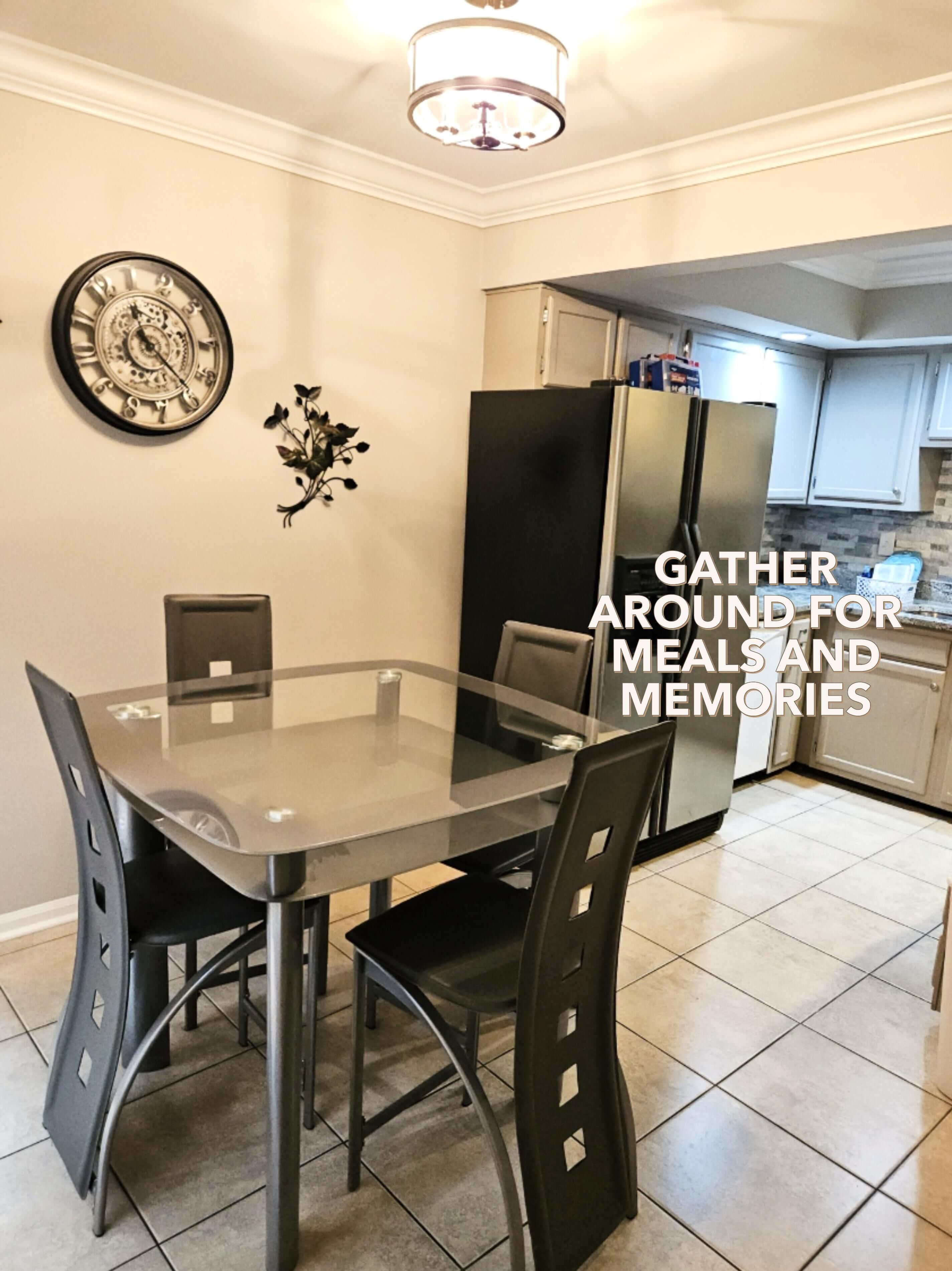 Huoneisto, 2 makuuhuonetta, patio | Ruokasali