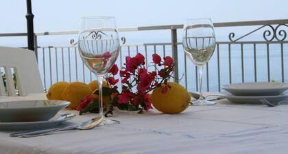 Holiday House in Cilento With Pool and sea View