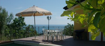 Holiday House in Cilento With Pool and sea View