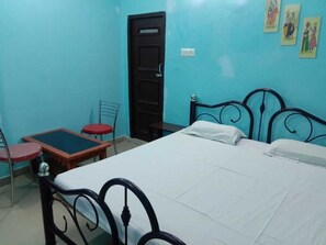 Zimmer, 5 Schlafzimmer, Raucher, Terrasse | Wohnbereich