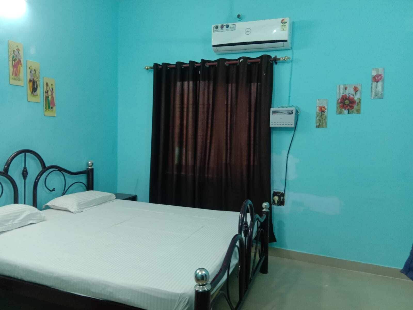 5 bedrooms