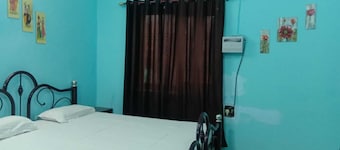 Room-janardan Homestay Lucknow