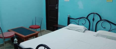 Chambre, 5 chambres, fumeur, terrasse | Aire de séjour