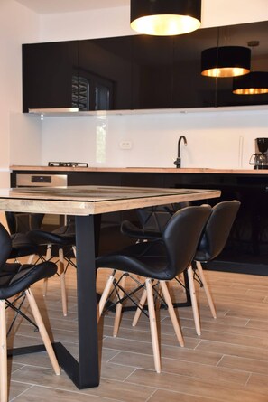 公寓, 5 間臥室, 私人泳池, 花園景觀 | 住宿內部