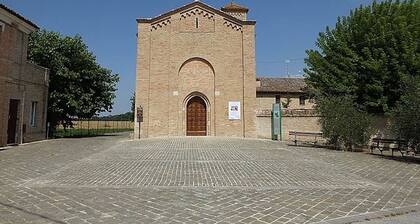 The Italian Countryside - Agriturismo Collina Delle Streghe