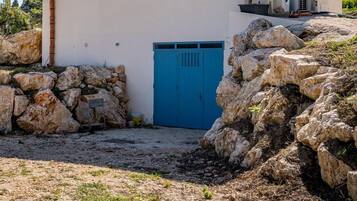 Vila, 1 quarto, para fumantes, sacada | Fachada