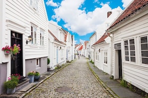 Huoneisto, 2 makuuhuonetta, terassi, kaupunkinäköala | Ulkopuoli