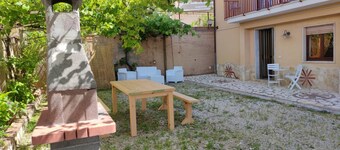 Pretty Holiday Apartment in a Residence Just 900m From the Sandy Beach