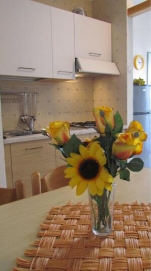 Apartment, 2 Schlafzimmer, Balkon, Stadtblick | Innenbereich