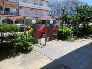 Apartment, 1 Bedroom, Balcony, Garden View | Exterior