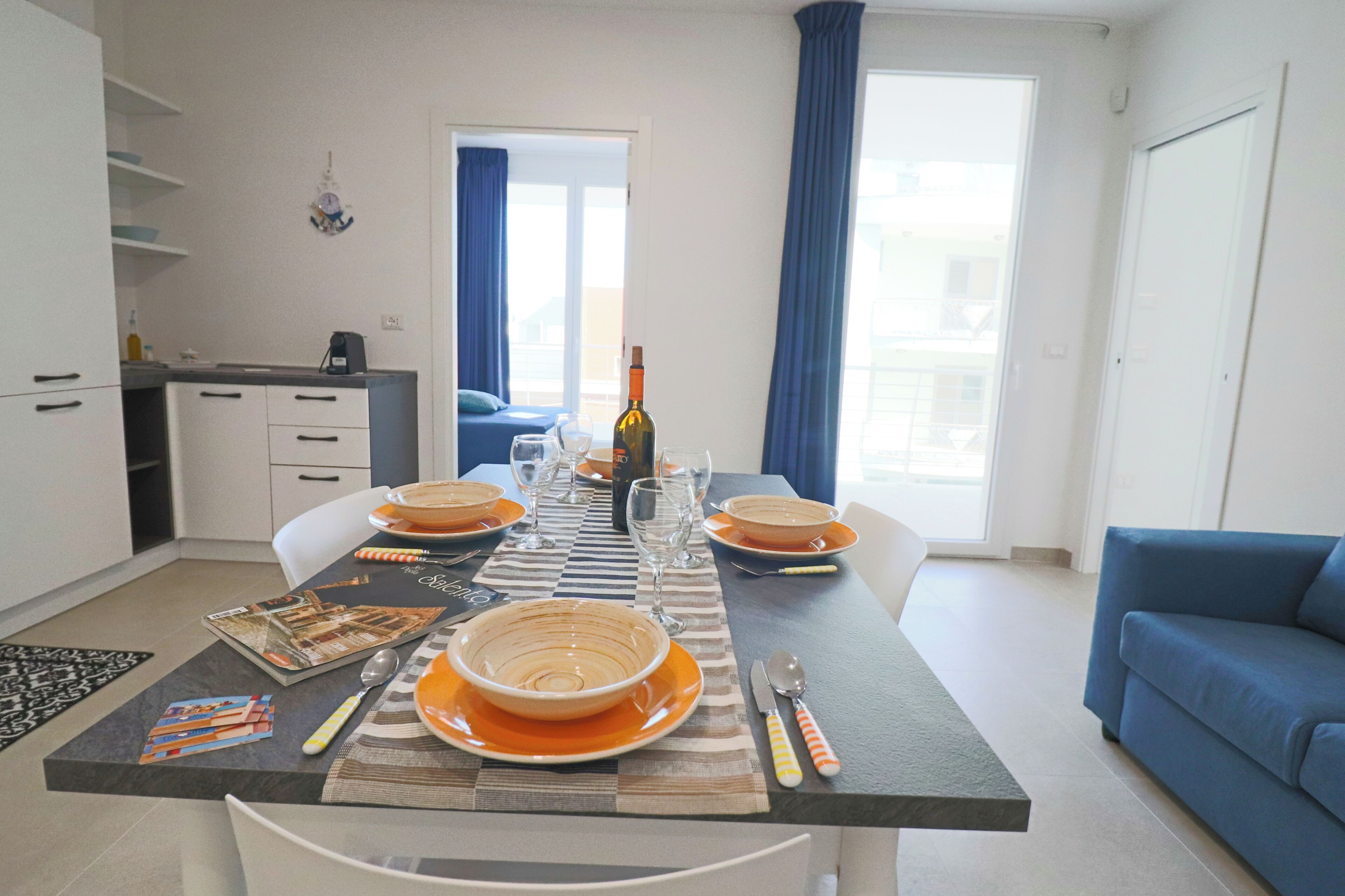 Casa, 2 habitaciones, balcón, vista a la ciudad | Restaurantes