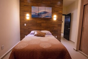 Apartment, 3 Bedrooms, Accessible, Smoking | 3 bedrooms