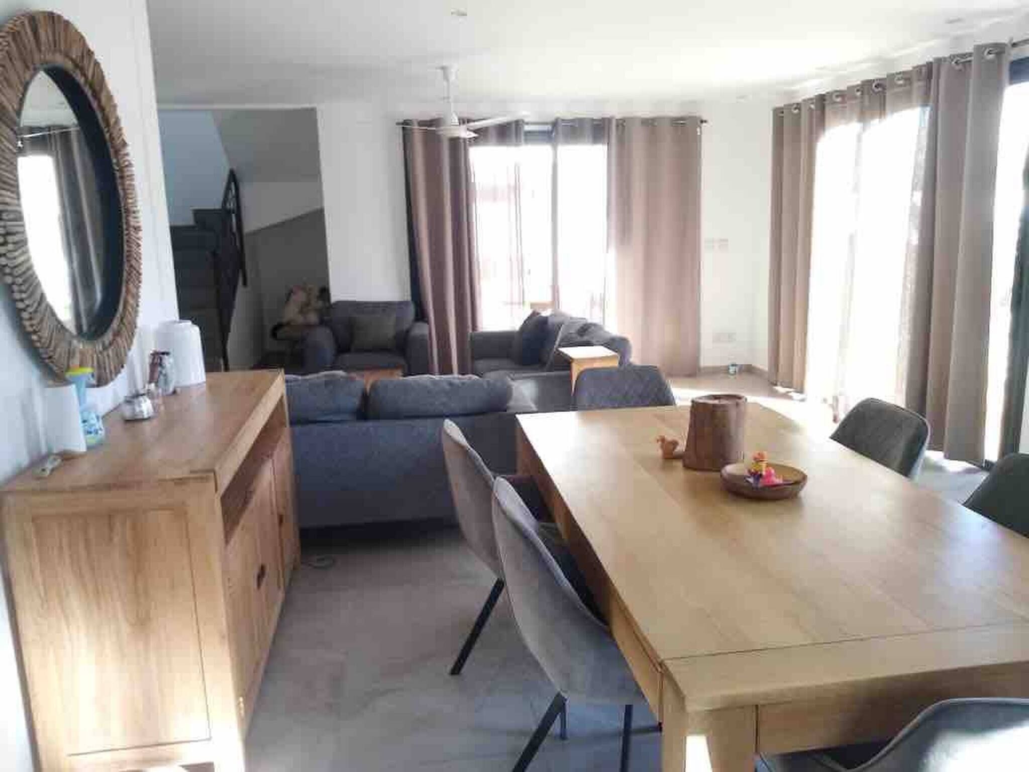 Villa, 3 Bedrooms, Terrace, Pool View | Living area