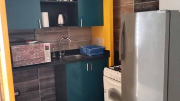 Departamento, 2 habitaciones, para fumadores, balcón | Cocina privada