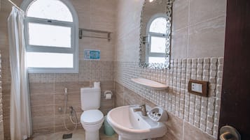 Appartement, 2 chambres, fumeurs, balcon | Salle de bain