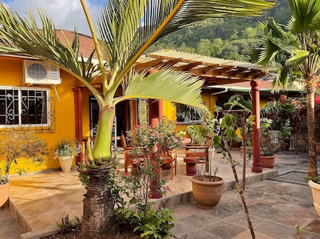 Villa, 2 Bedrooms, Smoking, Garden View | Terrace/patio