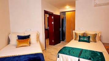Chalet, 2 Bedrooms, Accessible, Smoking | 3 bedrooms