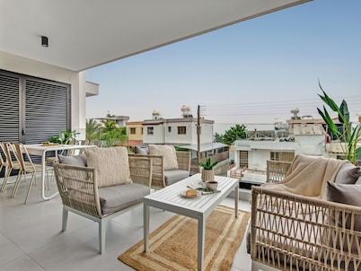 Sanders Only Limassol