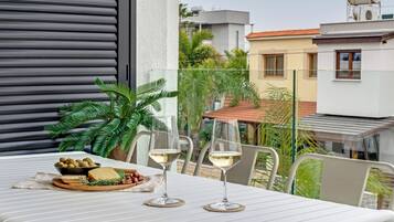 Apartment, 1 Bedroom, Balcony, City View | Exterior