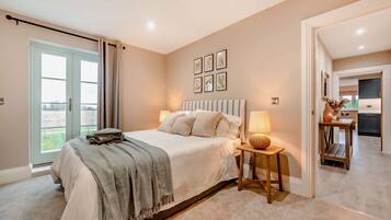 2 chambres, fer et planche Ă repasser, Wi-Fi, draps fournis