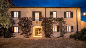 Villa | 7 bedrooms - Principi di Butera 14 (Butera)