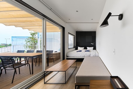 Suite, Ocean View | Down comforters, in-room safe, blackout drapes, free WiFi