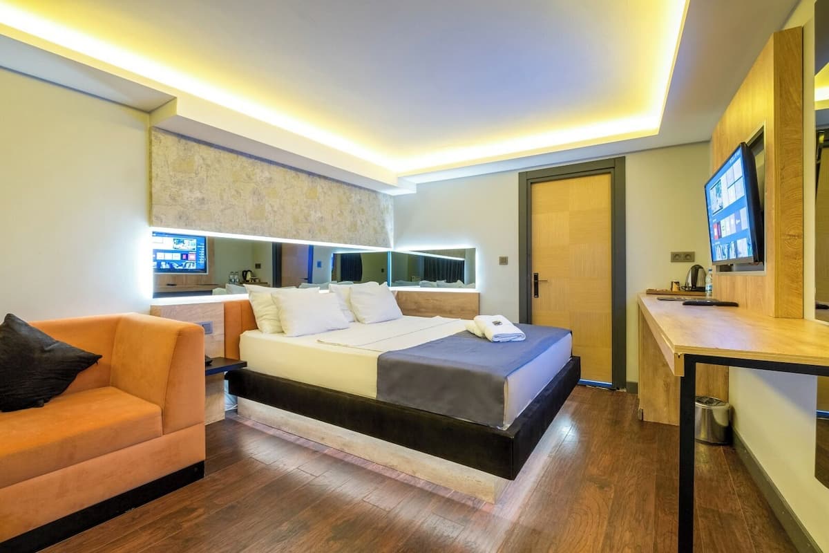 Habitación doble estándar | 1 habitación, minibar, wifi gratis y ropa de cama