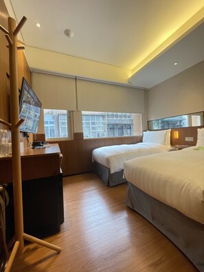 Standard Twin Room | Premium bedding, down comforters, pillowtop beds, in-room safe - Panco Hotel (Taipei)