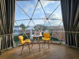 Geodesic Dome | Vistas desde la habitación