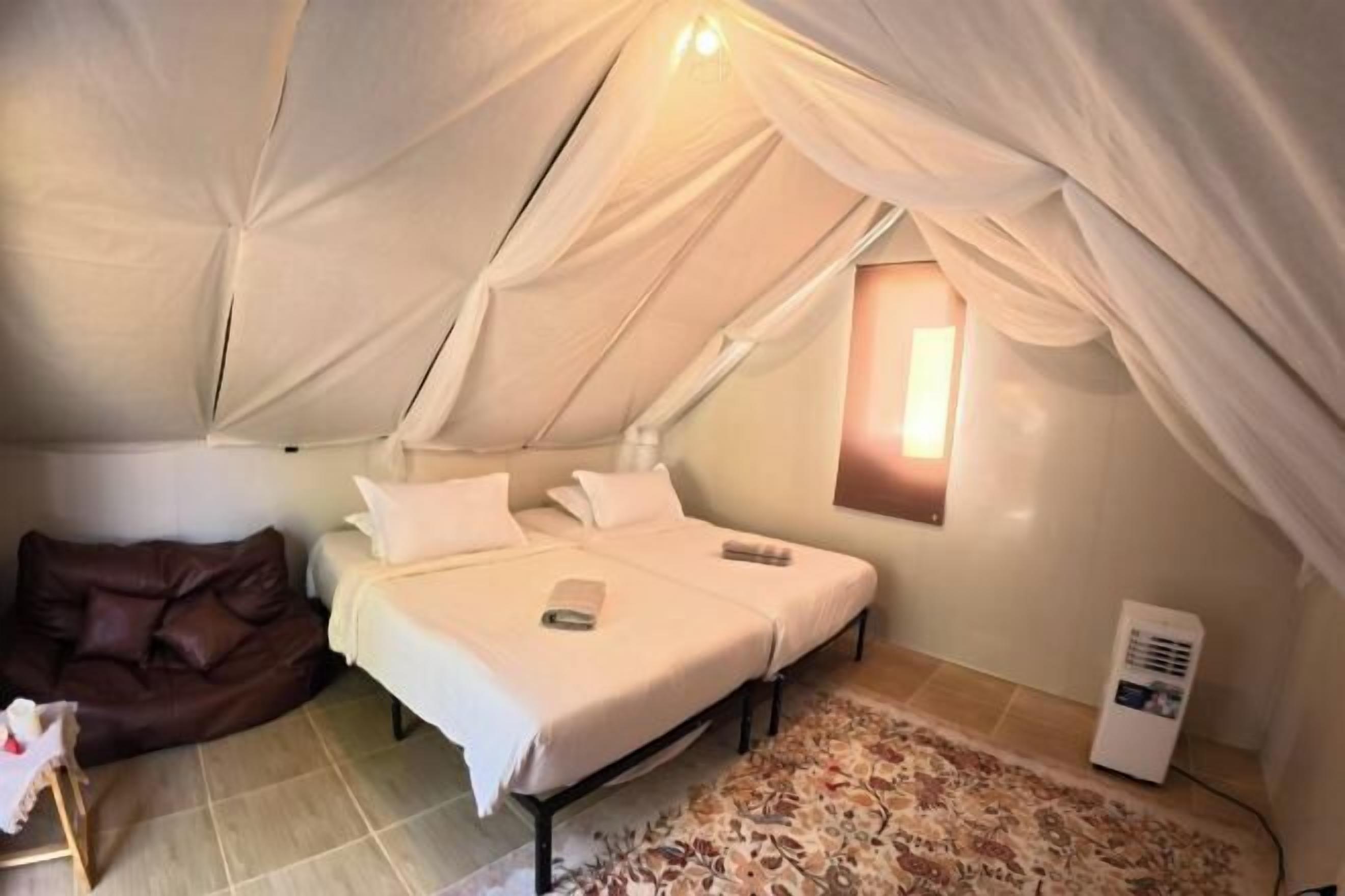 Minibar, Wi-Fi gratuito, lenzuola