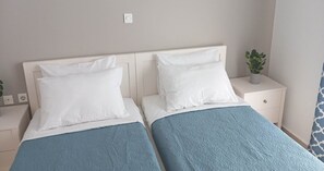 Deluxe Apartment | Premium bedding, memory-foam beds, in-room safe, desk - JP Pool & Apartments (Kos)